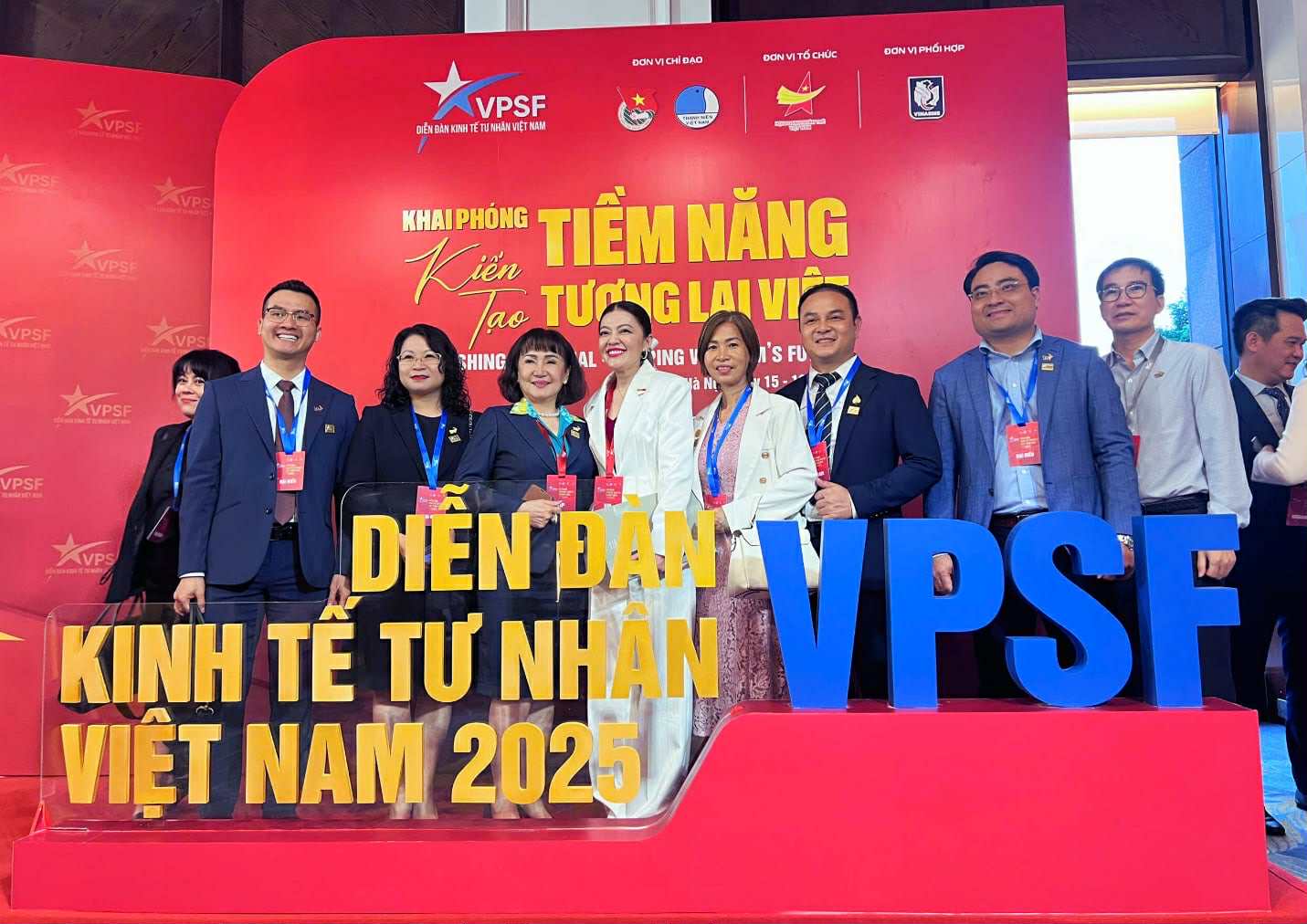 Doanh nhân Nguyễn Hồng Đăng vinh dự được tham gia Diễn đàn Kinh tế tư nhân Việt Nam 2025